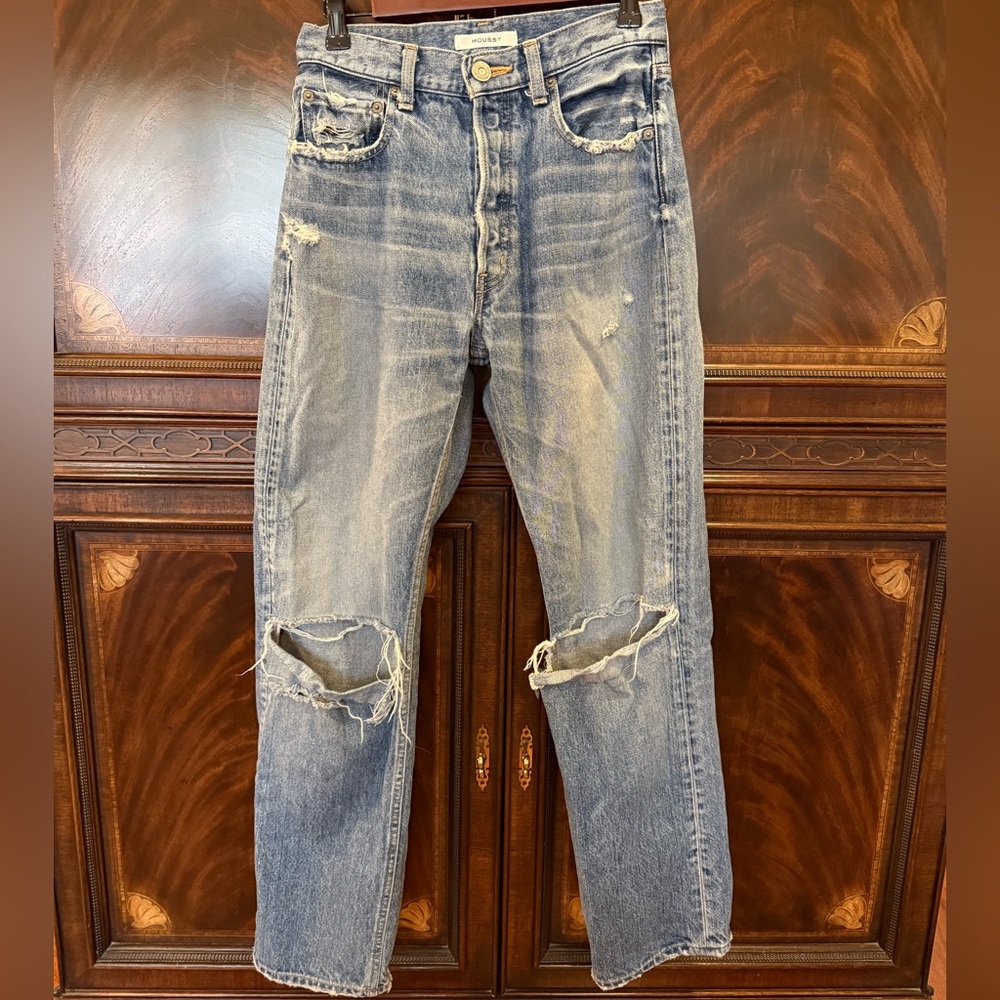 MOUSSY High-Rise Straight Leg Ripped Jeans - Picture 2 of 4